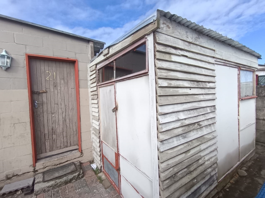 2 Bedroom Property for Sale in Diepwater Western Cape